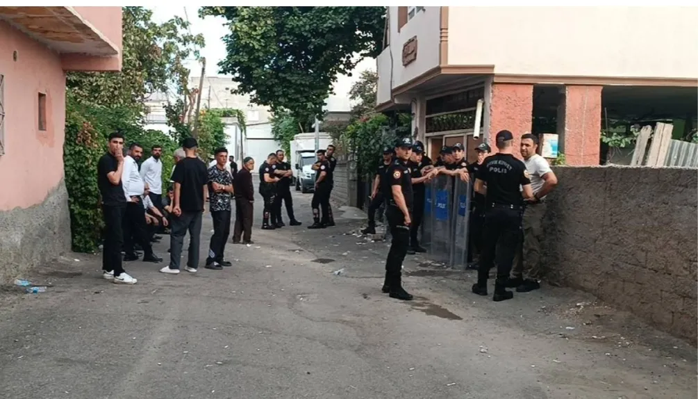 Batman'da korkunç cinayet! Annesini öldürüp çöp konteynerine attı