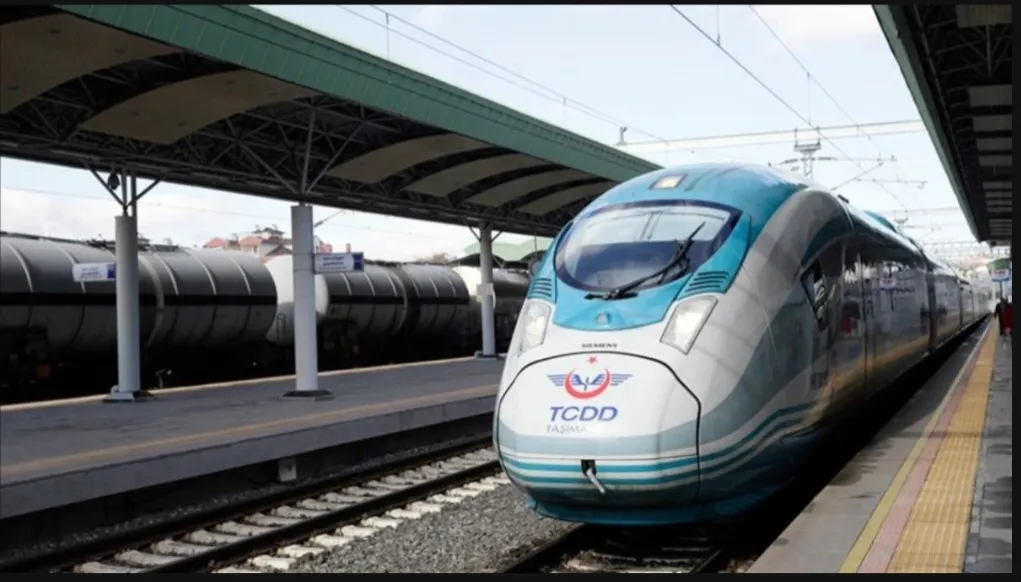 YHT biletlerine 'Yüzde 9'luk' yeni zam kapıda! Ankara - İstanbul hızlı tren bileti 1000 TL'yi aşacak mı?