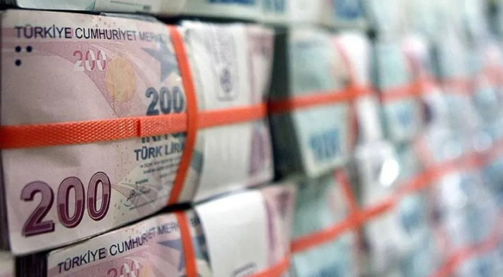 Bankaların yüzde 0 faizli kredi yarışı: Limitler 100 bin TL'ye ulaştı