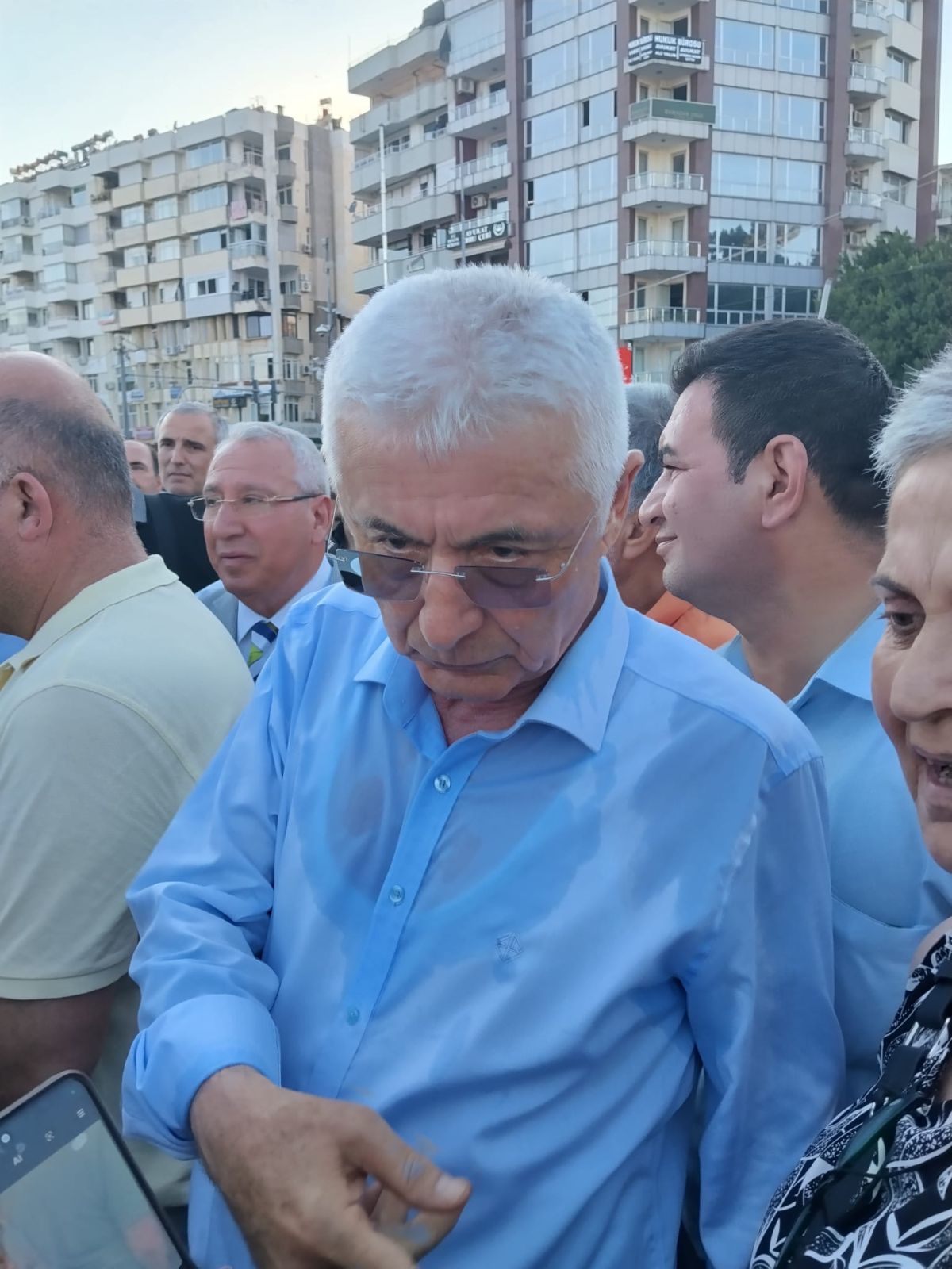CHP Antlaya İl Başkanlığından Dev Gösteri