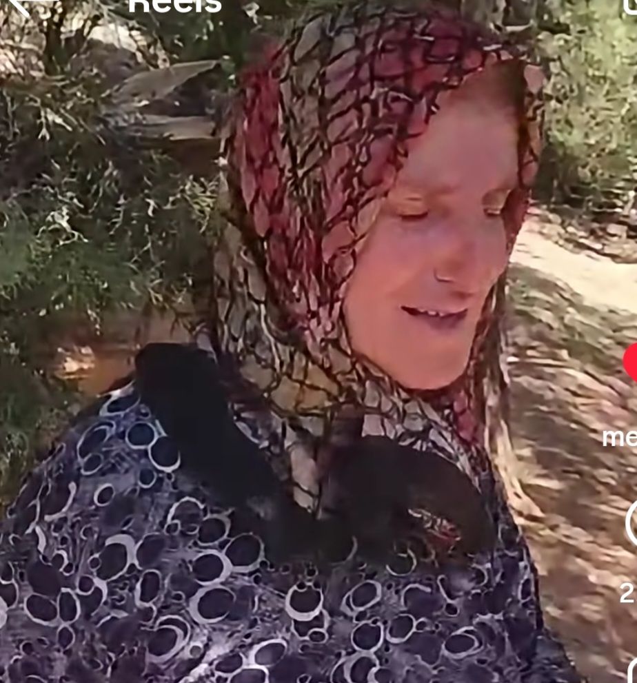 Bütün kirli politikalarınızın bedelini masum hayvanlara ve hayvanseverlere ödettirdiniz.